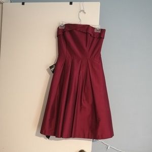 NWT Strapless burgundy dress Size 00